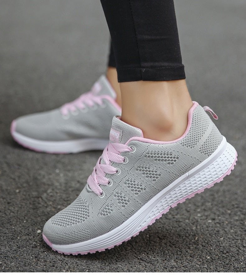 Outdoor Sports Shoes – Breathable Cushioned Grip Sneakers