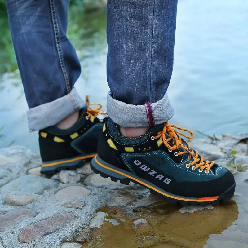 Men's Low Hiking Shoes – Water-Resistant Wide-Toe Grip - Yellow / Black / Blue