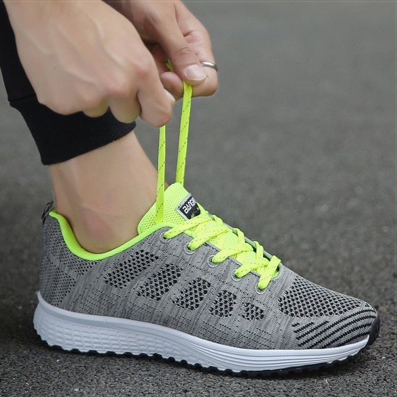 Outdoor Sports Shoes – Breathable Cushioned Grip Sneakers